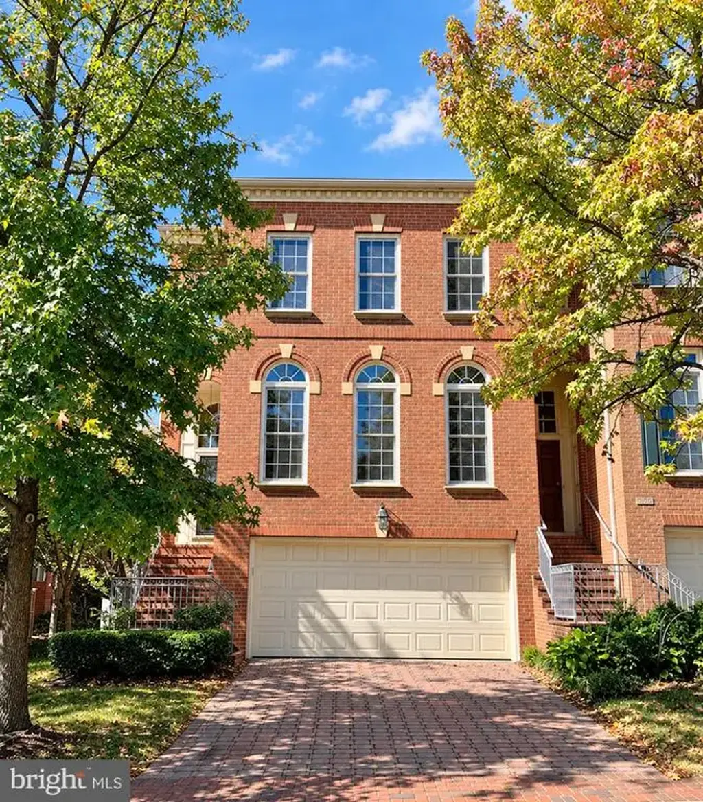 5160 California Ln, ALEXANDRIA