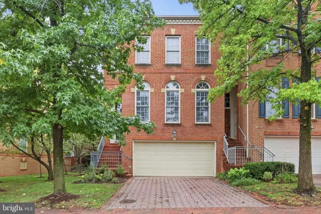 5160 California Ln, ALEXANDRIA