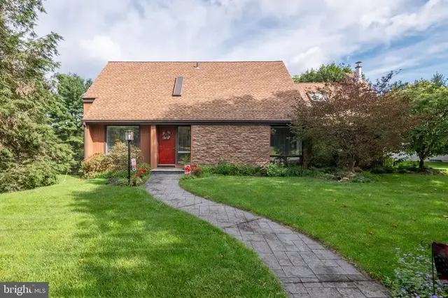 7942 Woodsbluff Run, Fogelsville