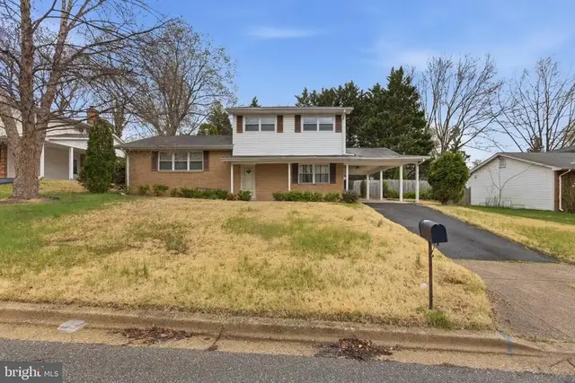 5704 Colon Ter, Temple Hills