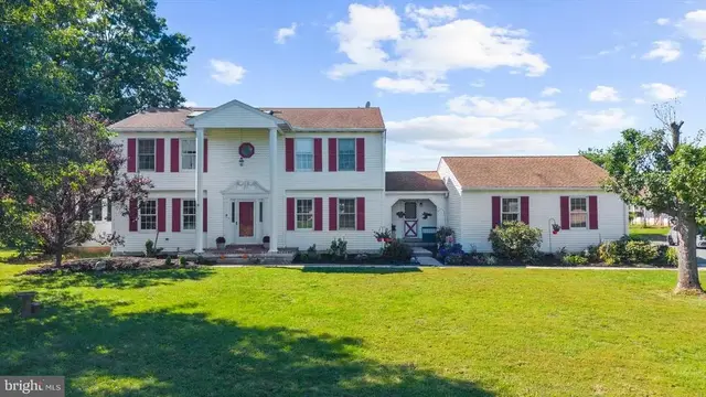 3149 Middle Creek Rd, Gilbertsville