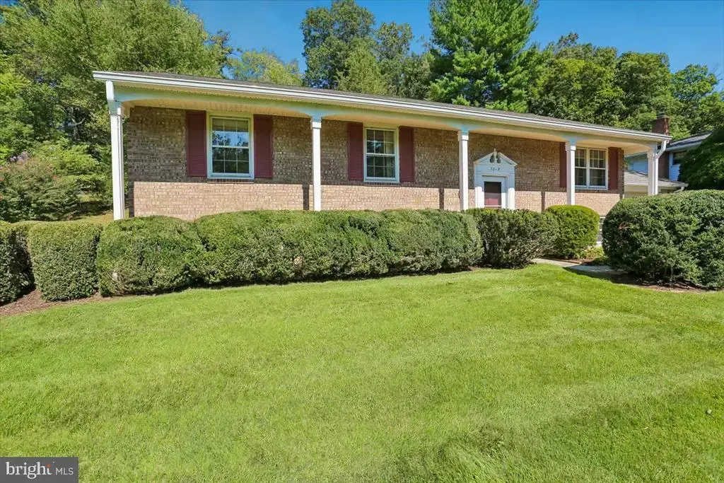 7213 Panorama Dr, ROCKVILLE