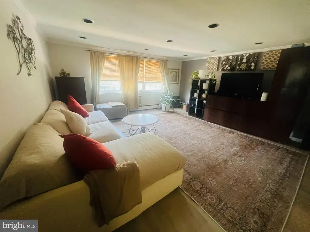 1334 Montgomery Ave #c2, NARBERTH