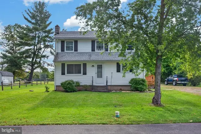 1530 Hilltop Rd, Pottstown
