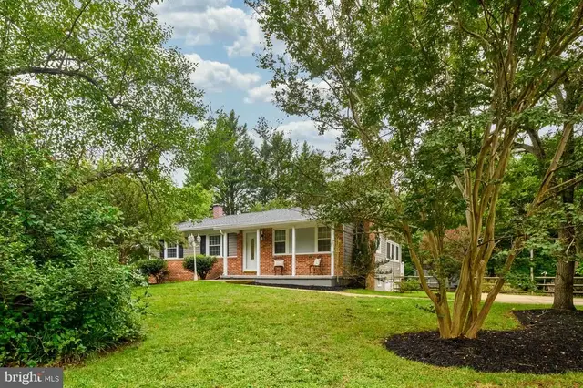 1523 Manor View Rd, Davidsonville
