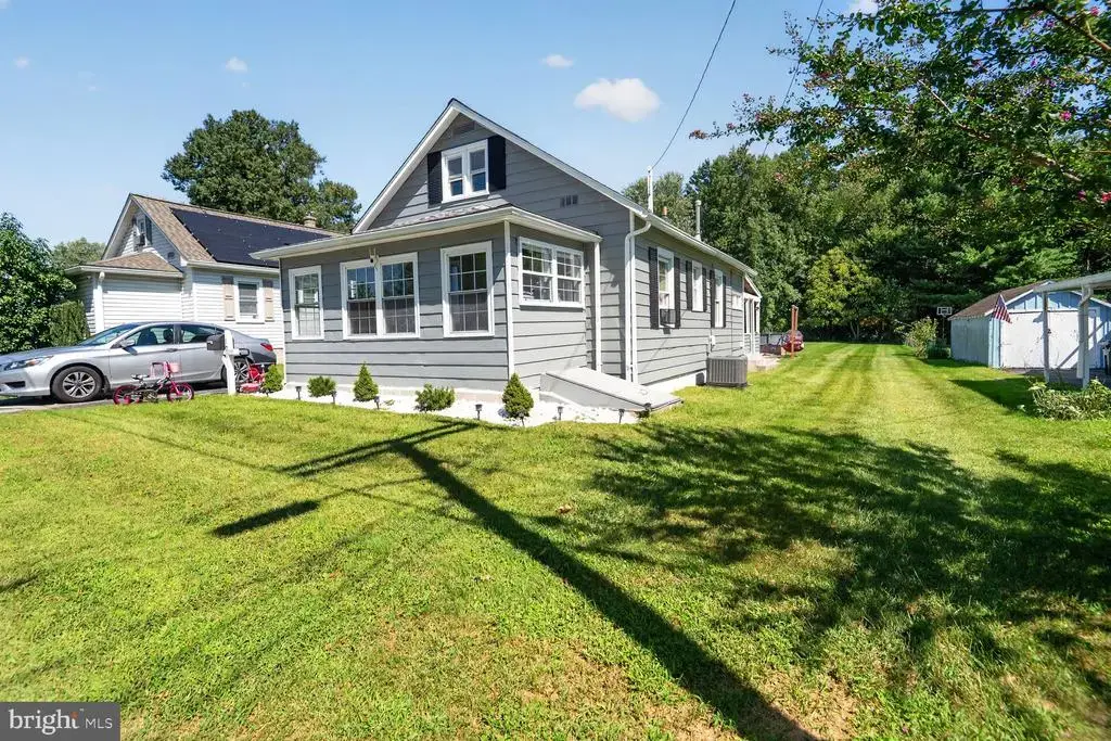 101 Oak St, EDGEWOOD