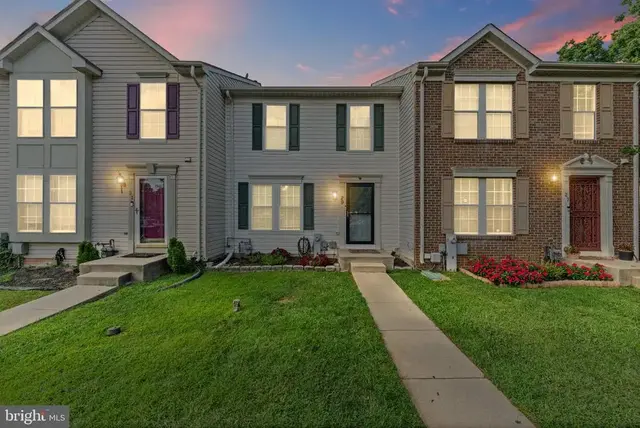 29 Cedarwood, Pikesville
