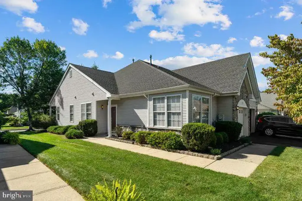 115 Josiah Ln, HAMILTON