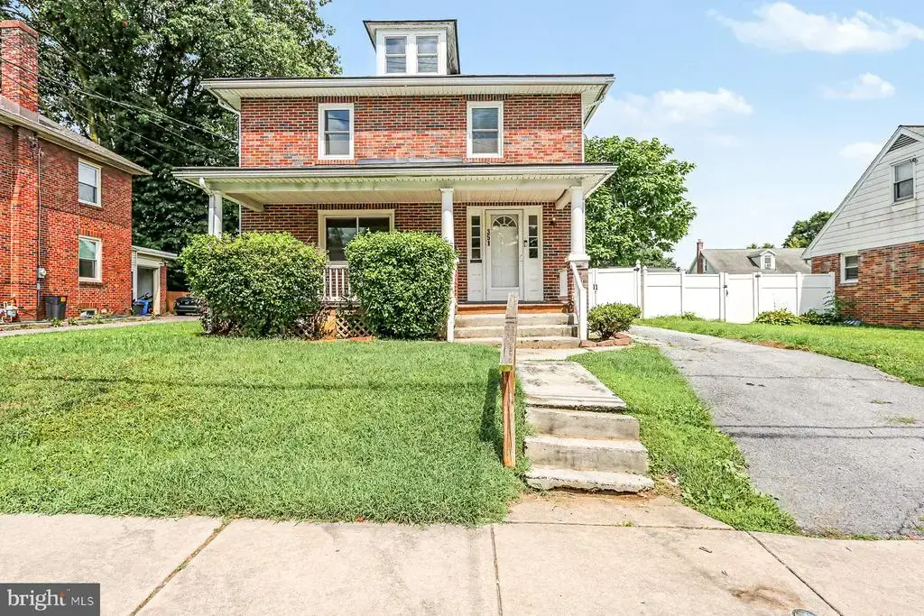 351 E Park St, ELIZABETHTOWN