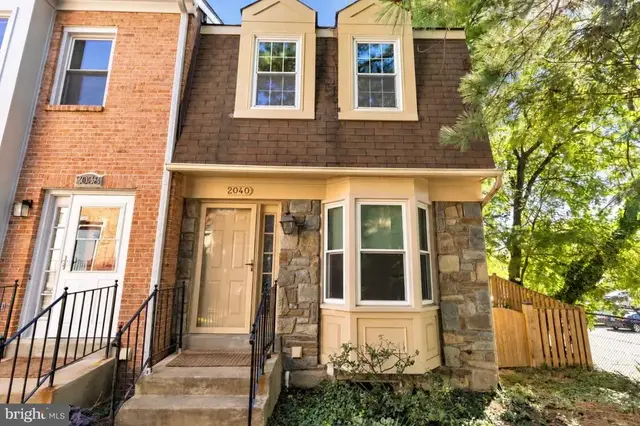 2040 6th St S, Arlington
