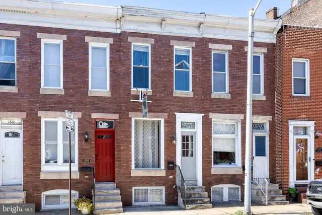 1806 Light St, Baltimore