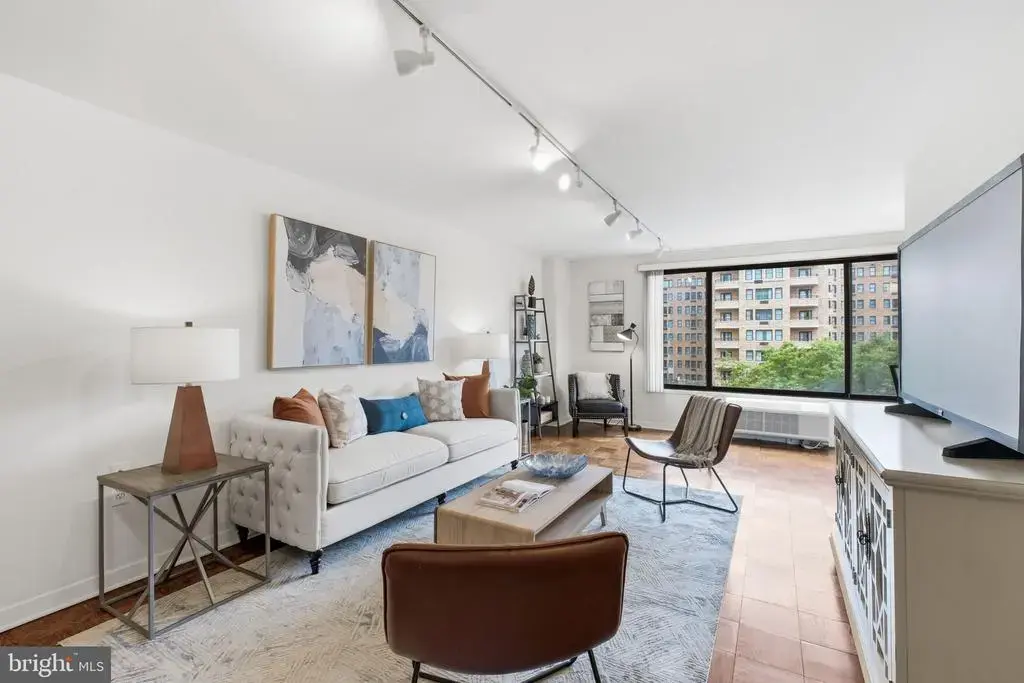 2501 Calvert St Nw #505, WASHINGTON