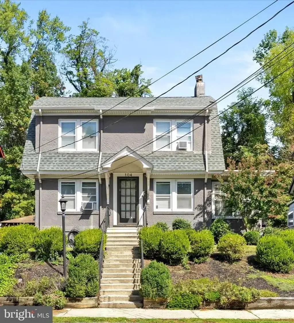 104 School Ln, TRENTON
