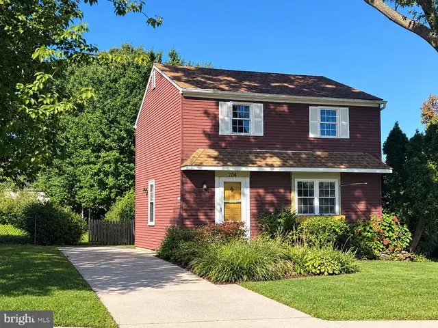 704 S Washington St, Kennett Square