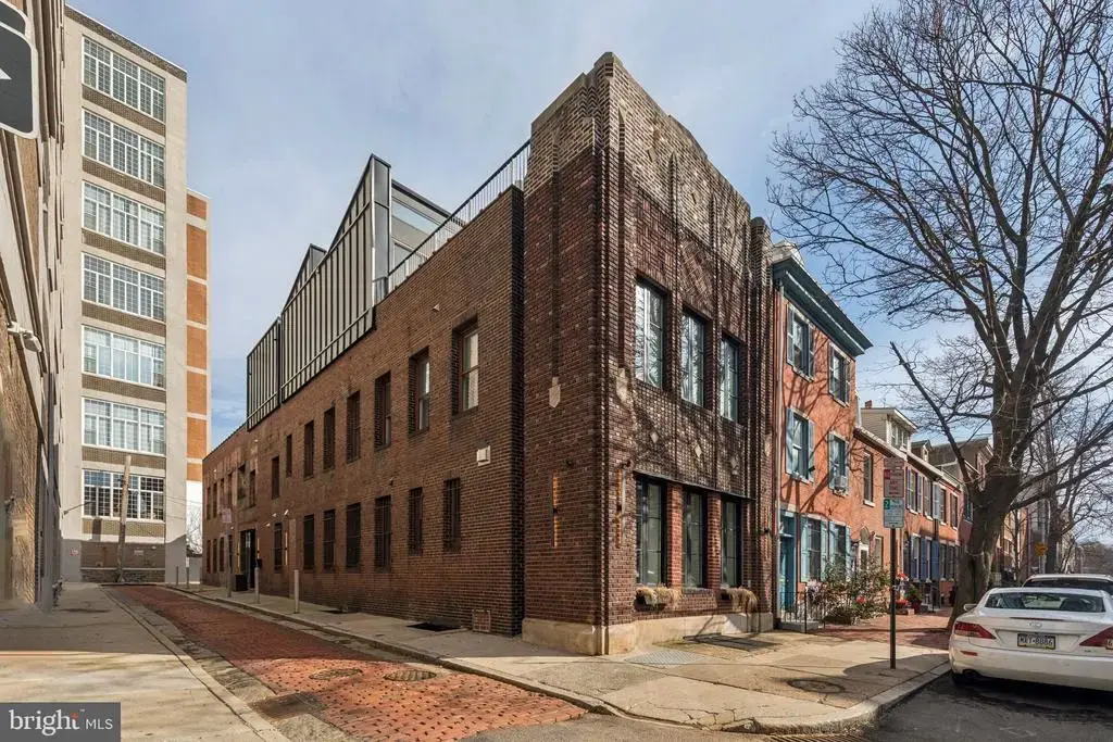 207 S 24th St, PHILADELPHIA