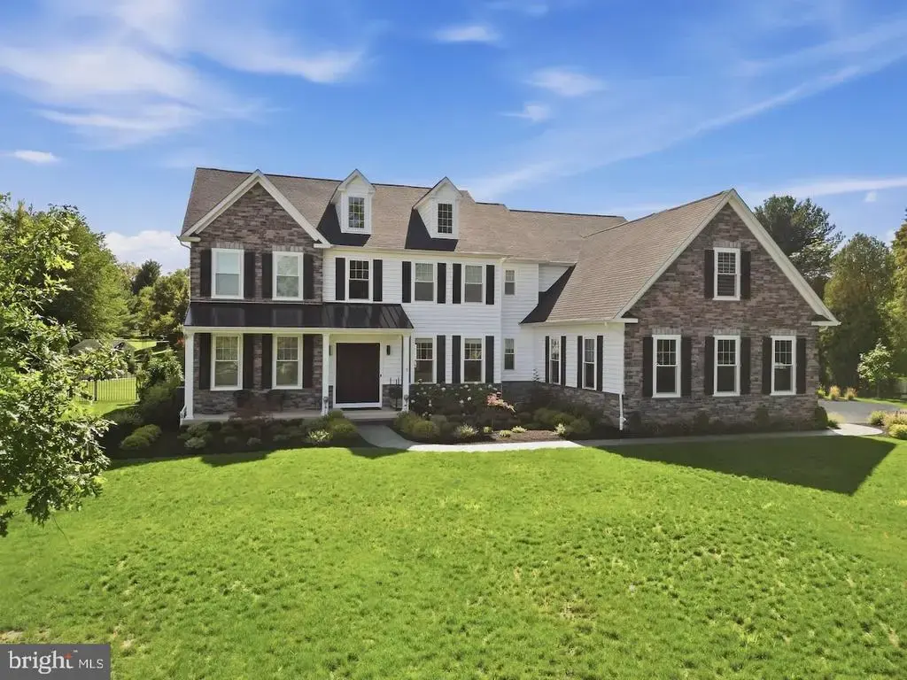 7 Lily Ln, IVYLAND