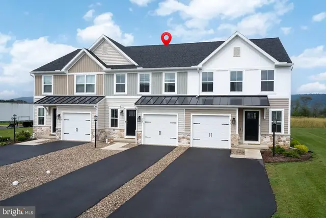 314 Magnolia Ln, State College