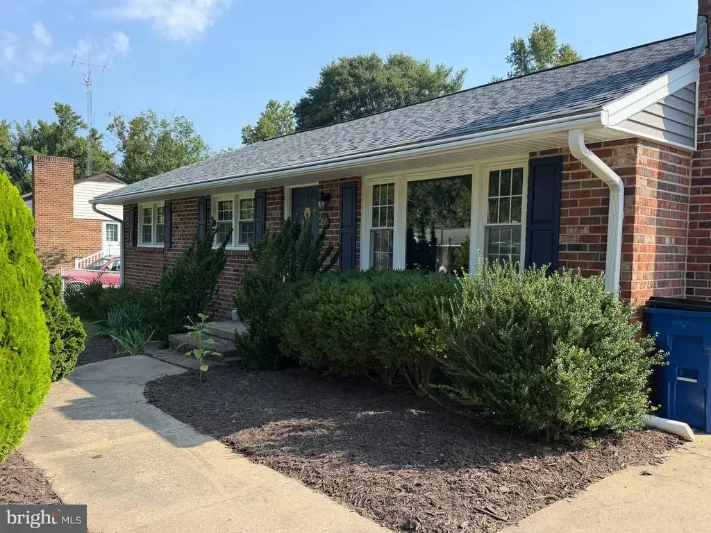 256 Anderson Dr, FREDERICKSBURG
