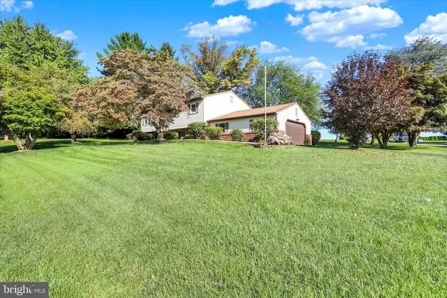 1720 Oberlin Rd, Middletown