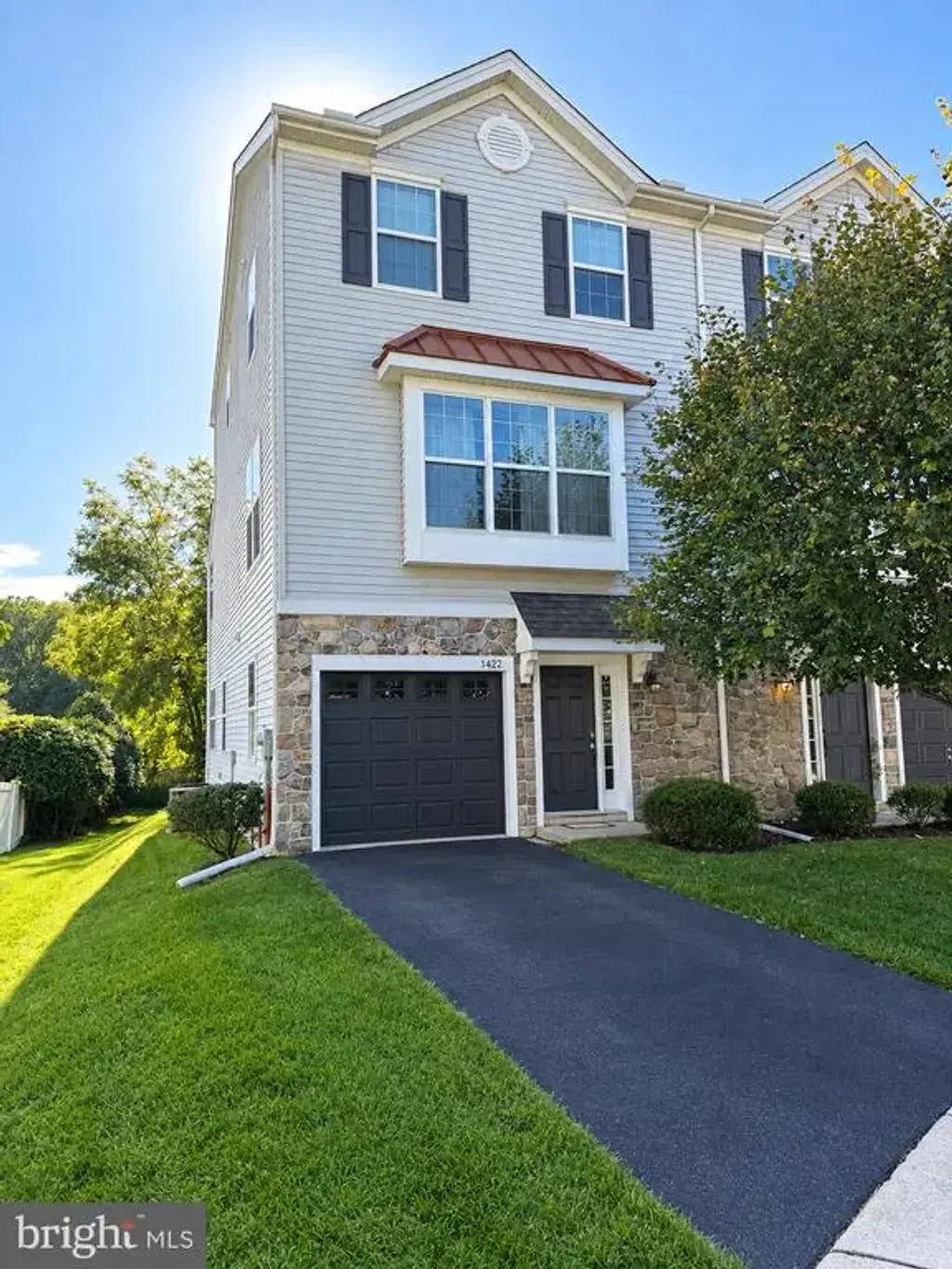 1422 Brayden Dr, BOOTHWYN