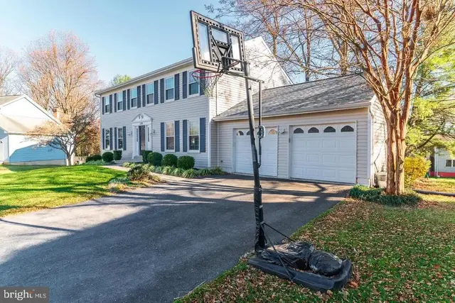 1209 Crockett Ln, Silver Spring
