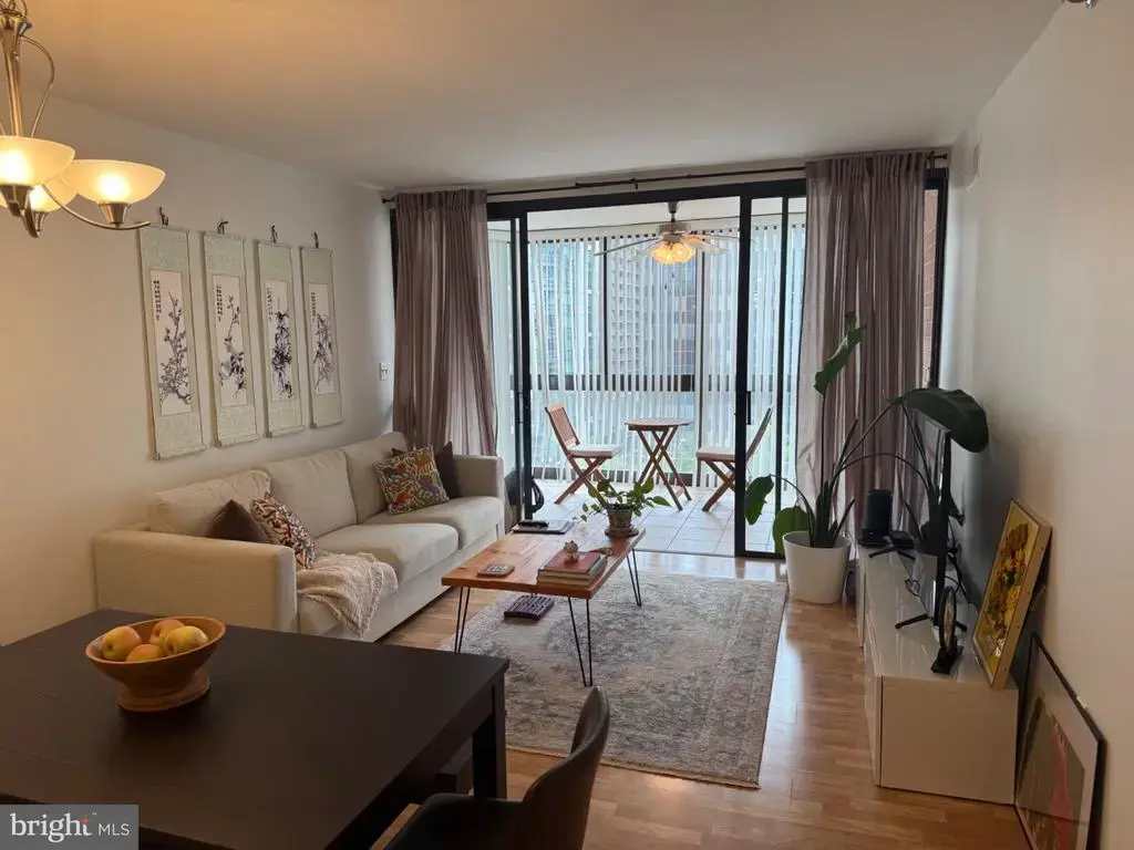 1001 N Randolph St #712, ARLINGTON