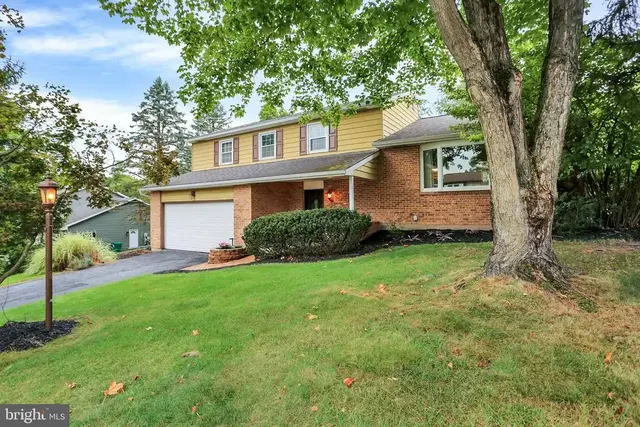 4118 Lisa Dr, Harrisburg