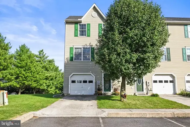63 N Gala, Littlestown