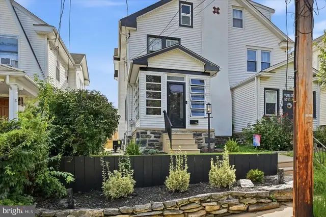 524 Wales Rd, Havertown