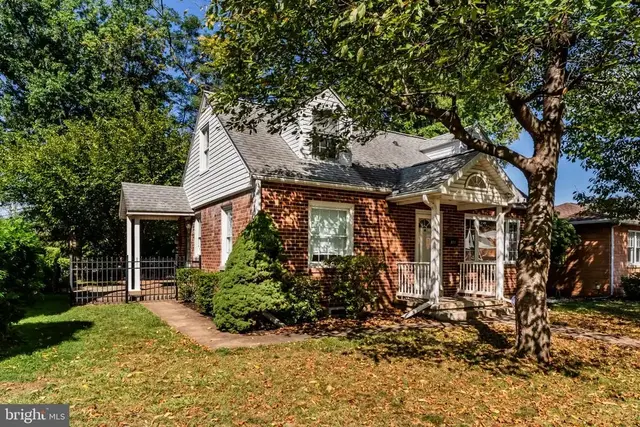 653 Briarcliff Rd, Middletown