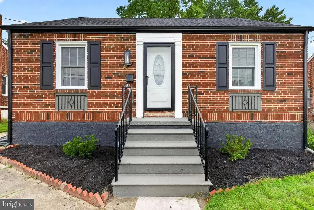 1132 Stephen Dr, MIDDLE RIVER
