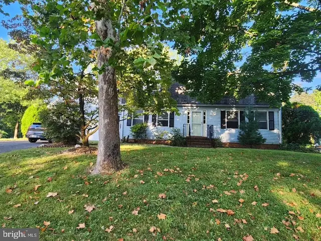 318 Lynwood Dr, Severna Park