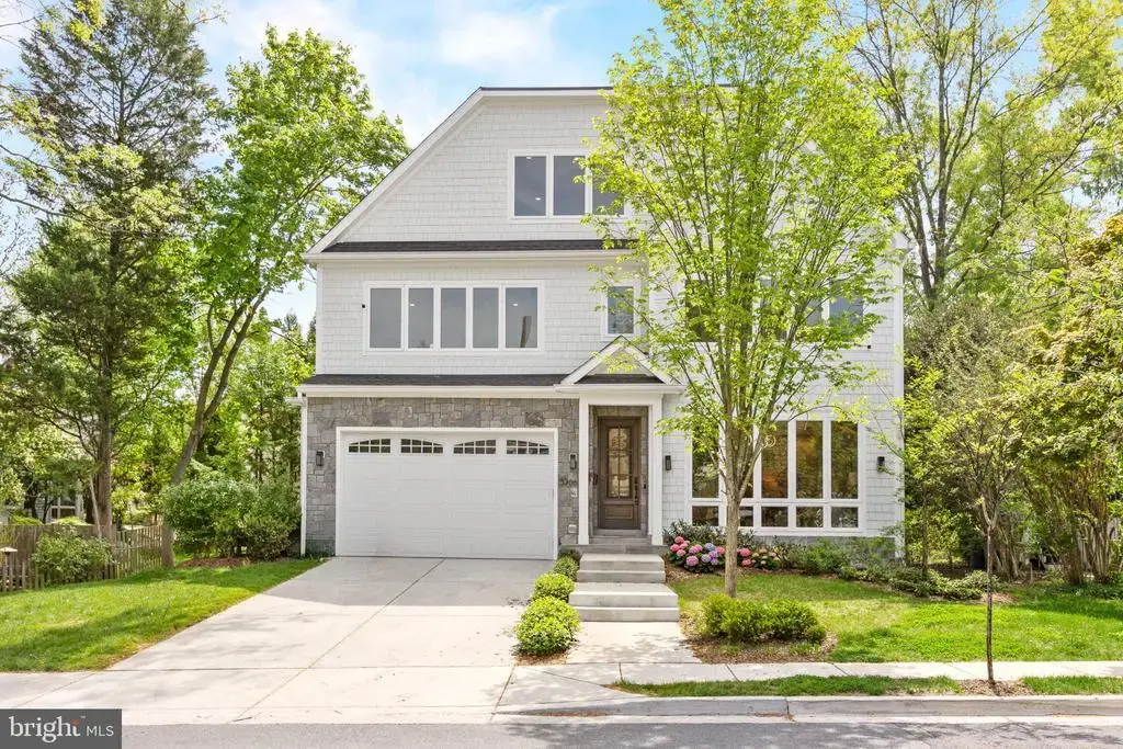 3706 Spring St, CHEVY CHASE
