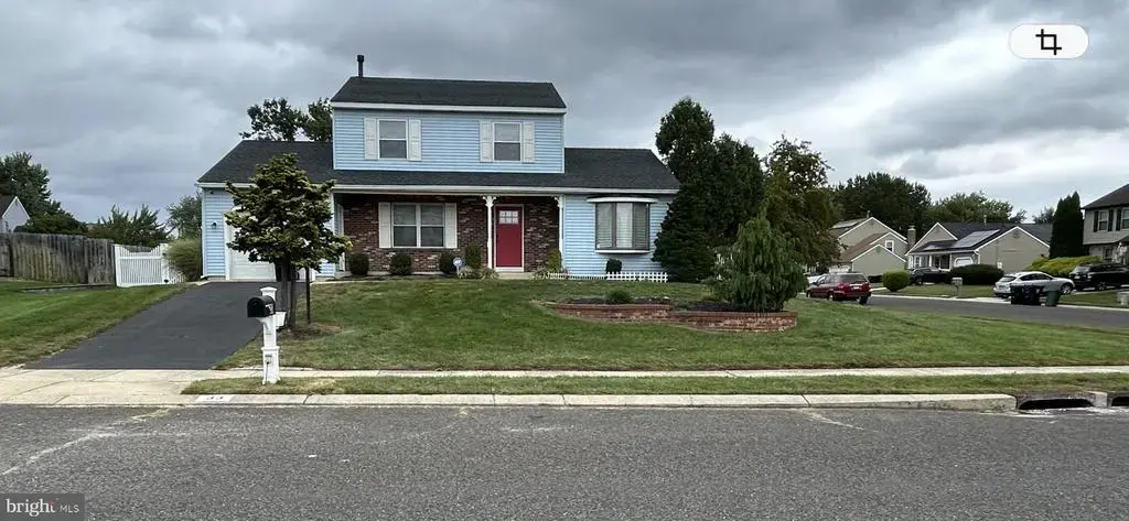 33 Berwick Ln, SICKLERVILLE