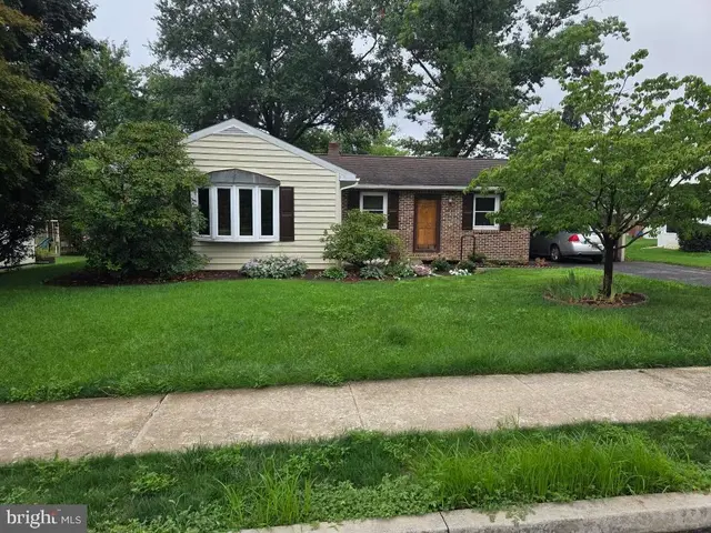 340 E Marion St, Lititz