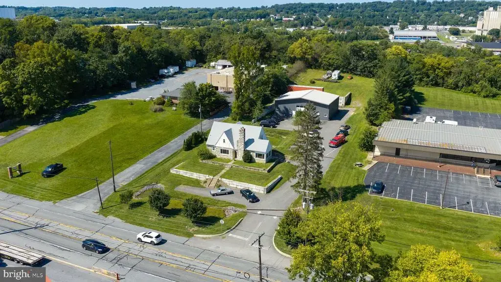 3525 Columbia Ave, LANCASTER