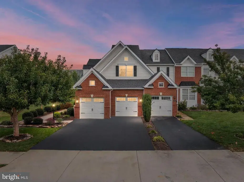 15438 Painters Cove Way, HAYMARKET