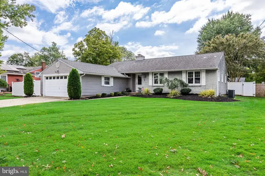 1118 Cooperskill Rd, CHERRY HILL