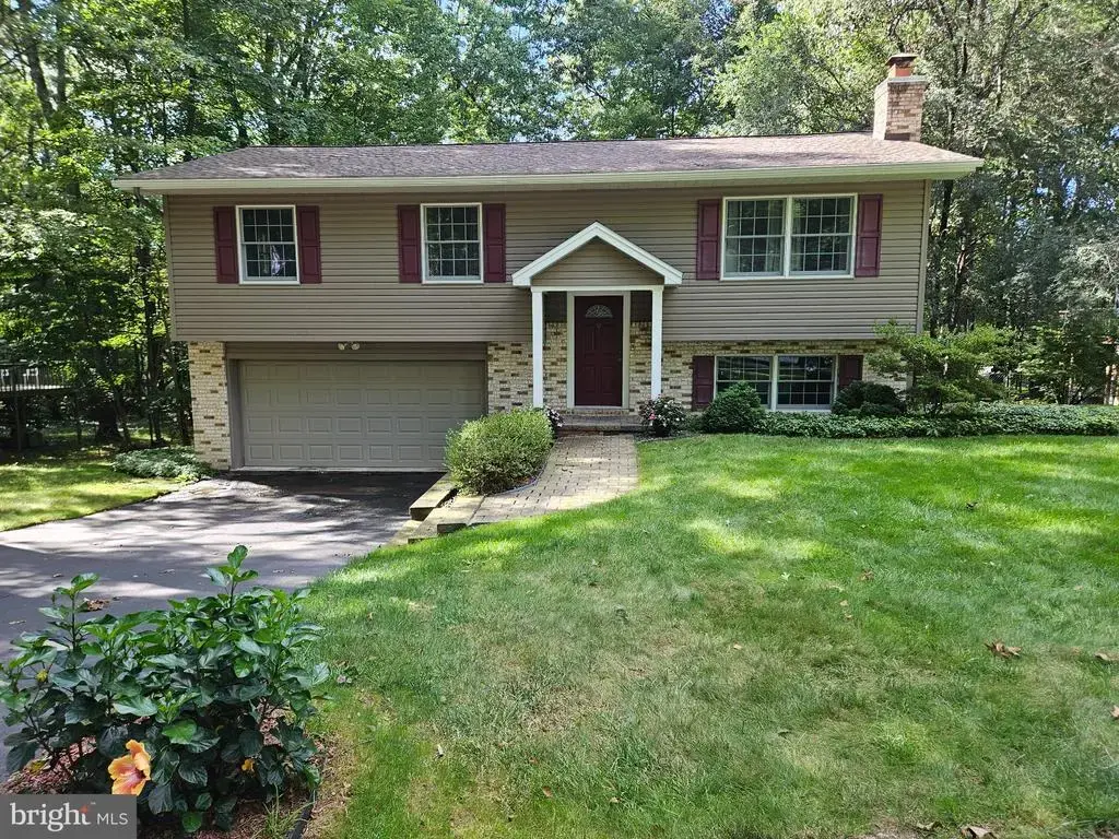 266 Oakley Dr, STATE COLLEGE