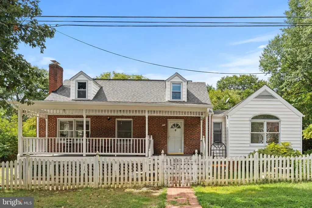310 S Illinois St, ARLINGTON