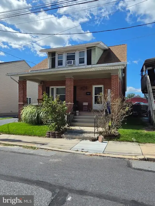 152 N Hanover St, Elizabethtown