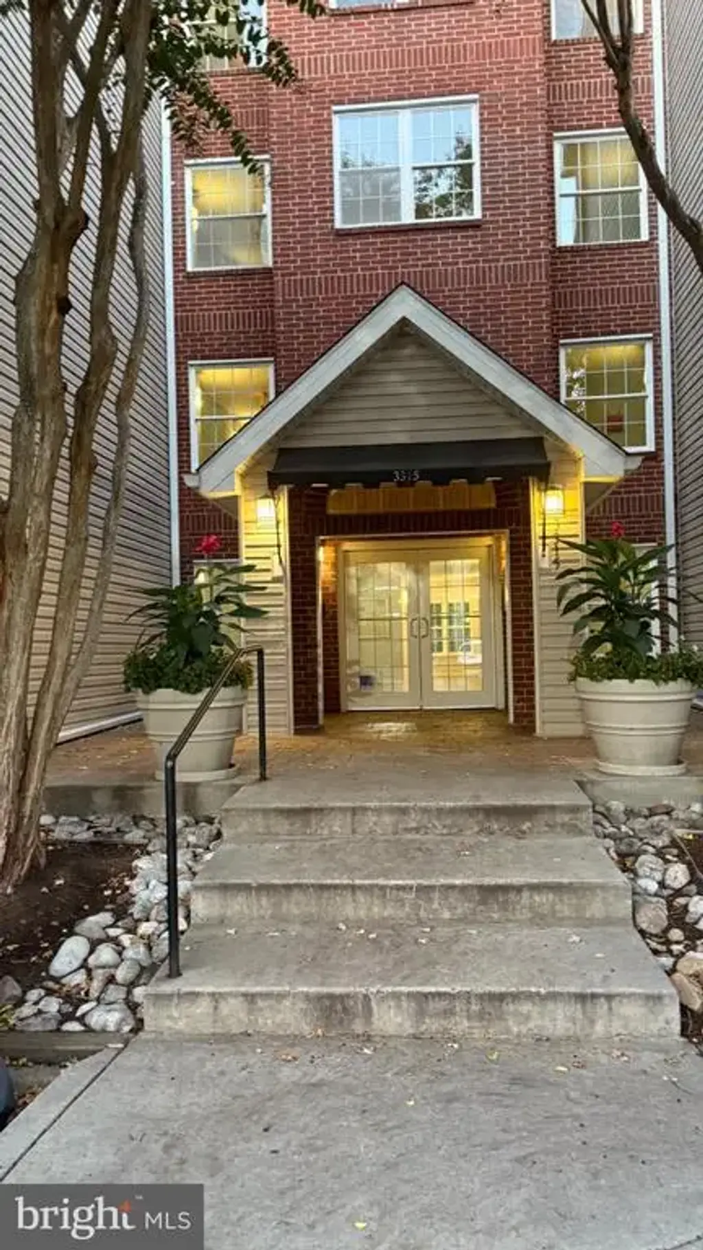 3315 Wyndham Cir #2233, ALEXANDRIA