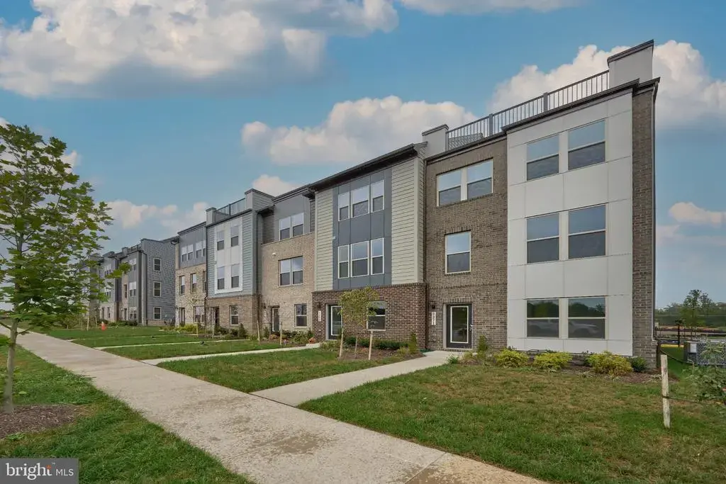 8971 Katherine Johnson Ave, MANASSAS
