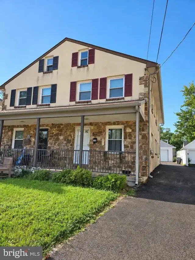 130 Eachus Ave, Bryn Mawr