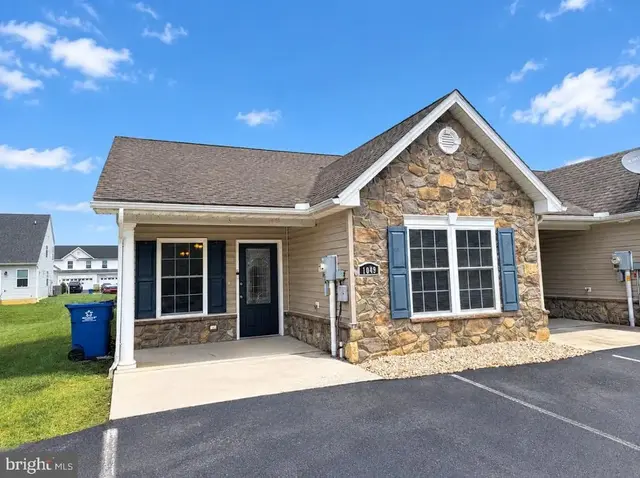 1049 Newville Rd, Carlisle