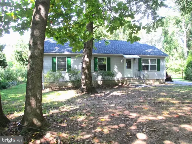 8732 Elm Rd, Chestertown