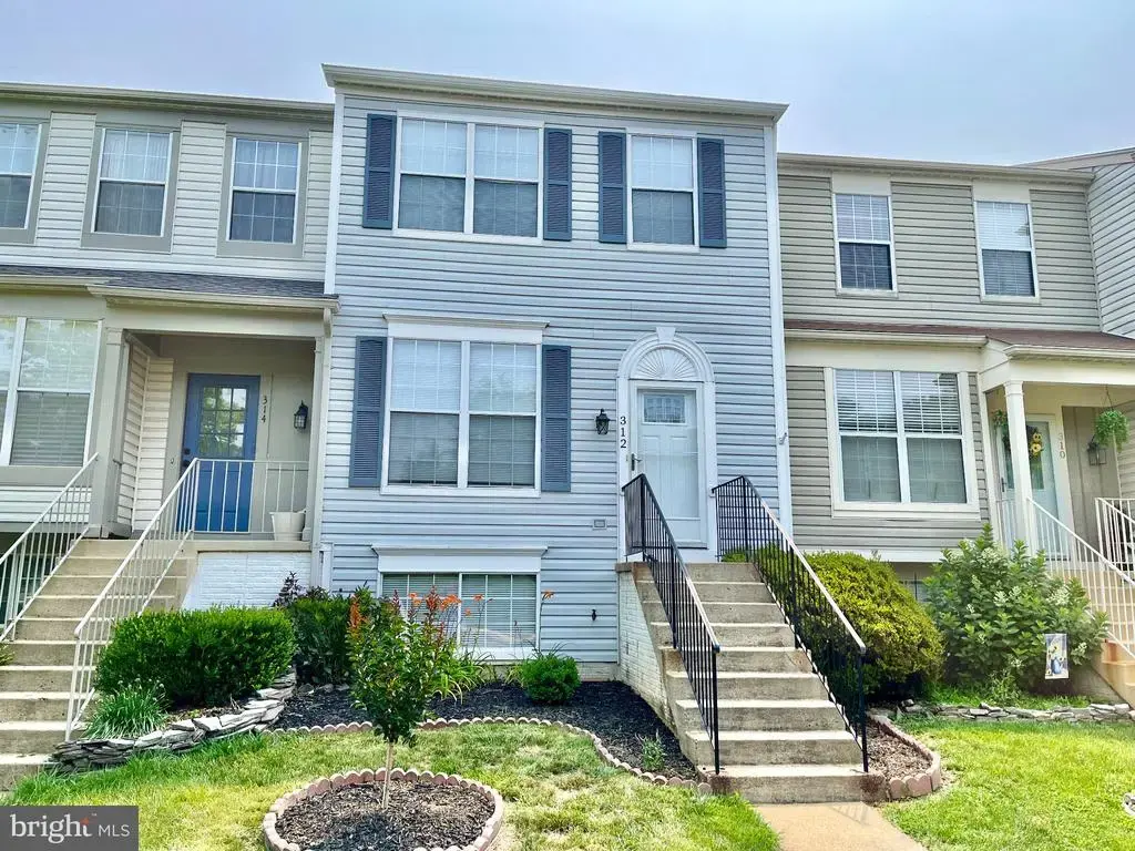 312 Stallion Sq Ne, LEESBURG