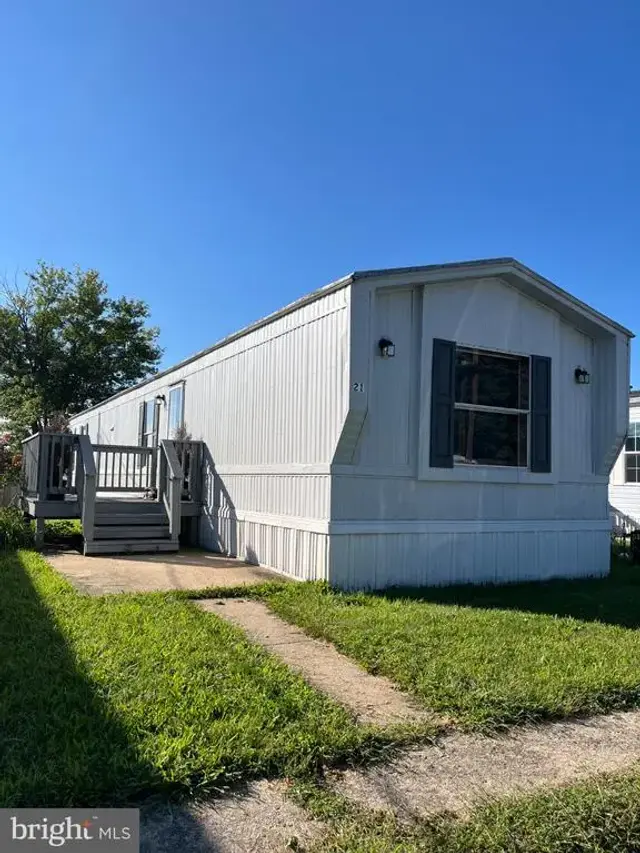 21 Marilyn Dr, Carlisle