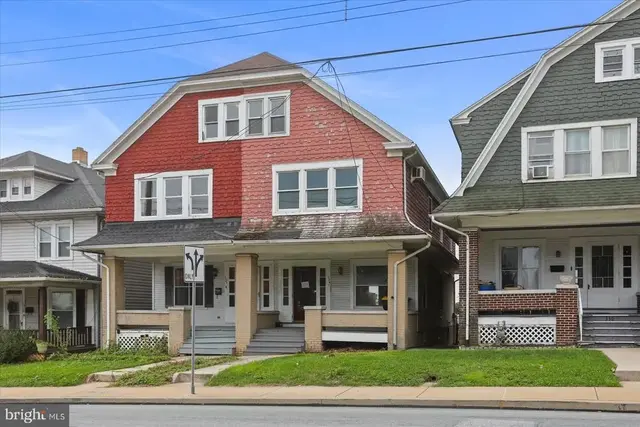 328 N Main St, Red Lion