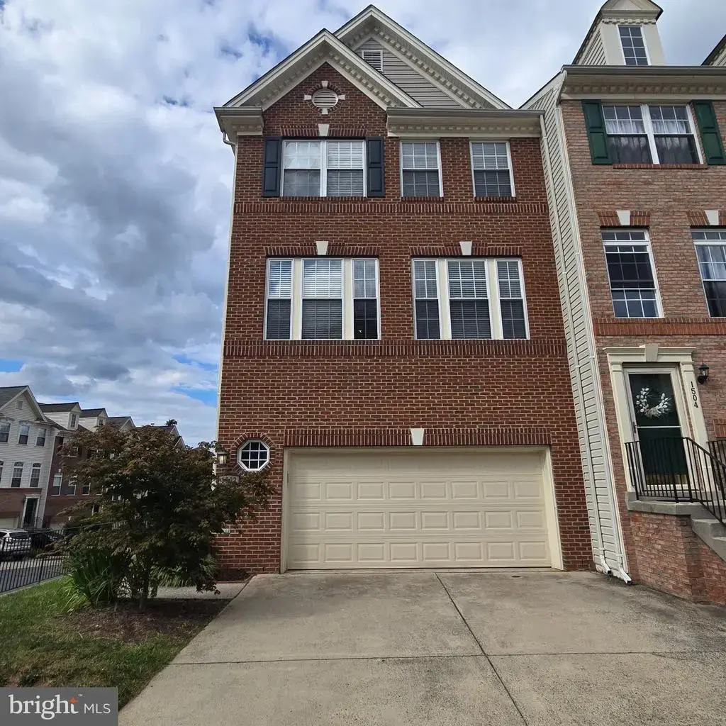 1502 Tecumseh Ter Ne, LEESBURG